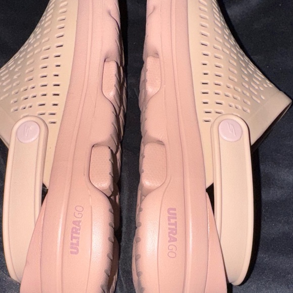 Skechers Women's Go Walk 5 Harmony Clogs Rose Size 9 Clogs Cushioning Footbed - Picture 8 of 11